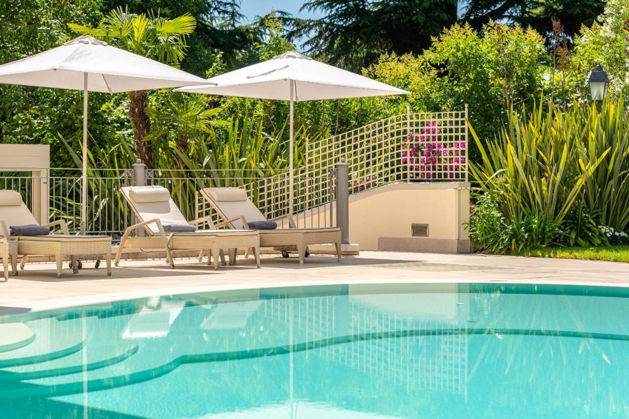 Villa Rosa Hotel Desenzano Desenzano del Garda Bagian luar foto