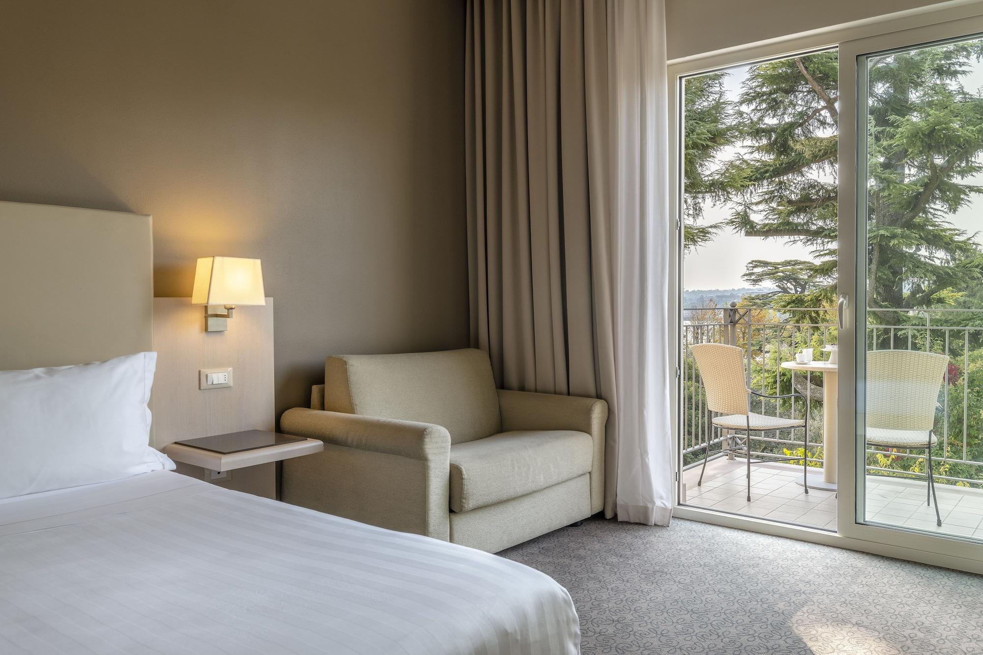 Villa Rosa Hotel Desenzano Desenzano del Garda Bagian luar foto